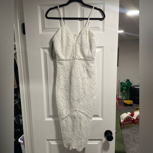 Missguided lace midi dress in white- NWT